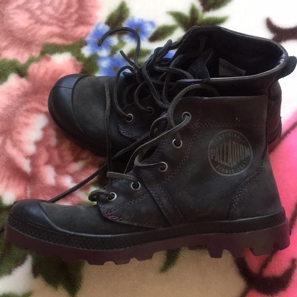 Palladium boots ❤️